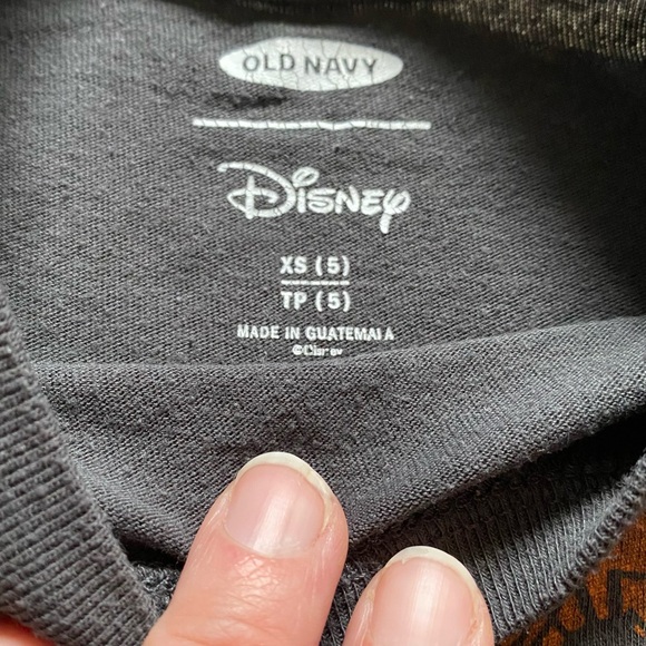 3/$15 or 4/$19 Halloween Glow In The Dark Minnie Mouse Disney Shirt Sz XSmall 5 - Picture 7 of 11